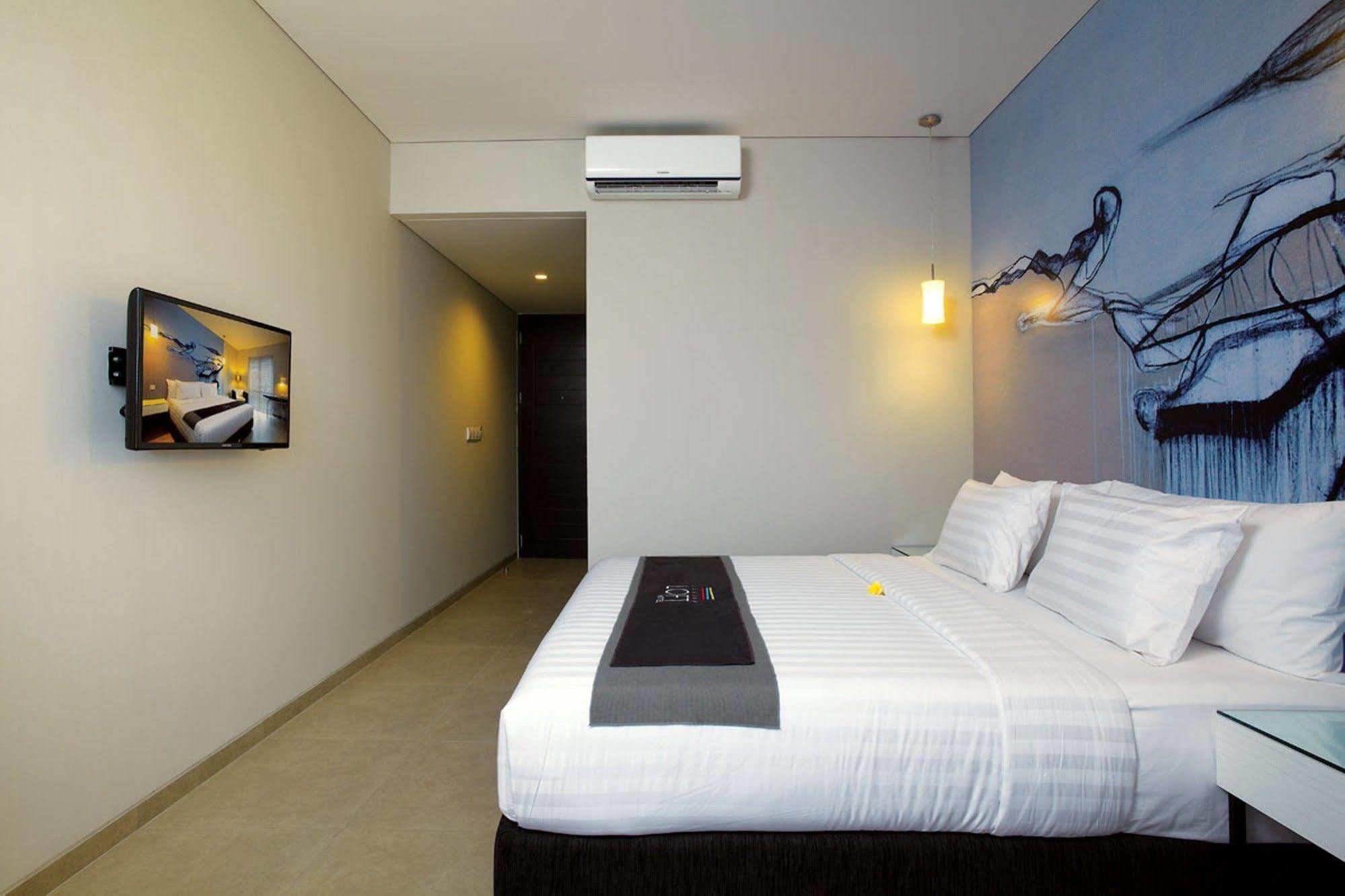 Loft Legian Hotel Bali Exteriör bild