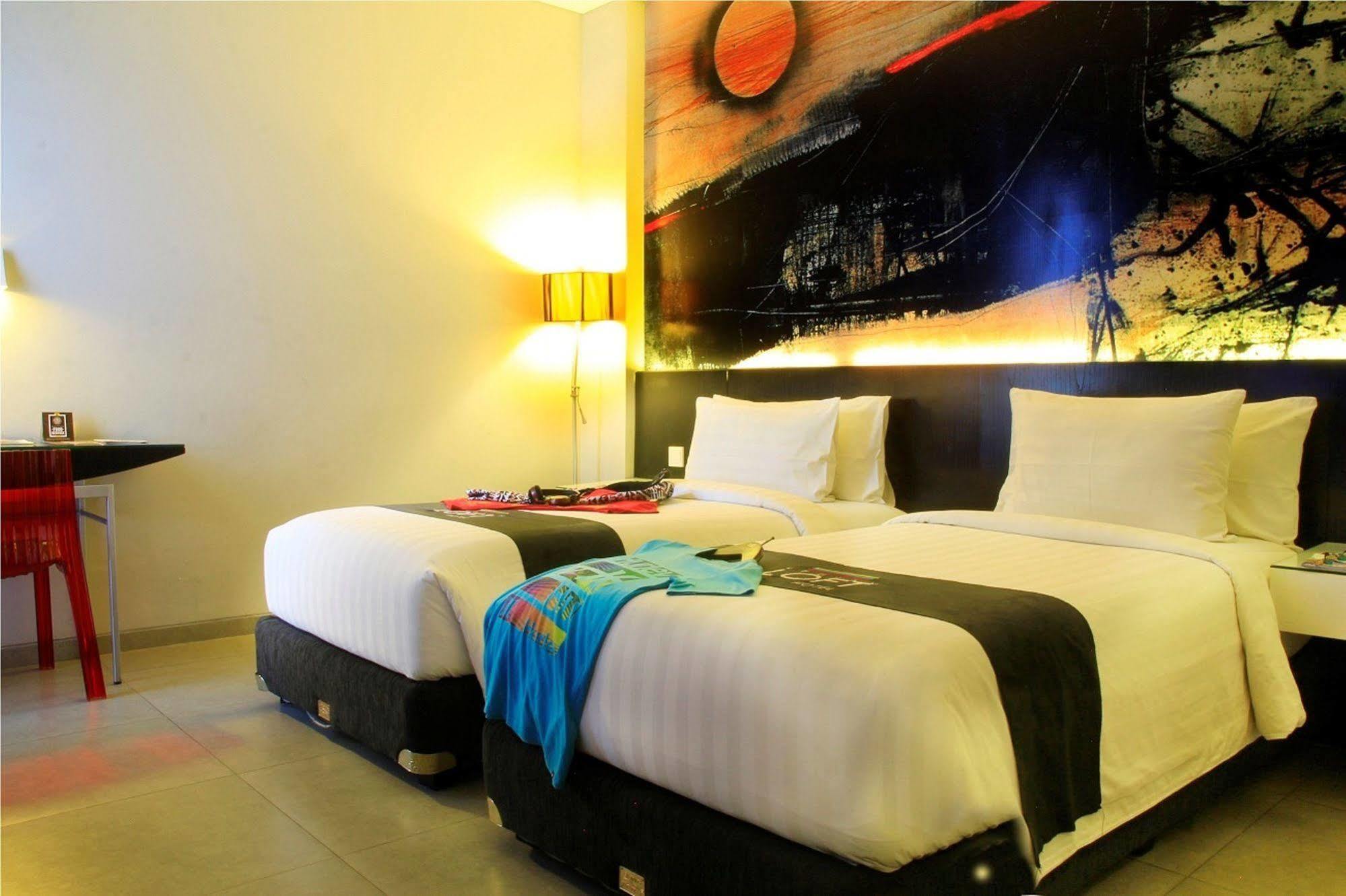 Loft Legian Hotel Bali Exteriör bild
